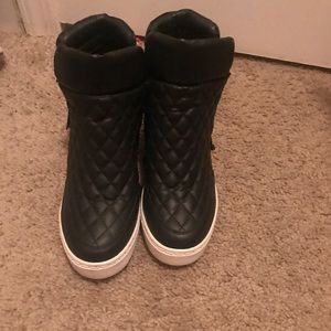 Steve Madden sneaker boots